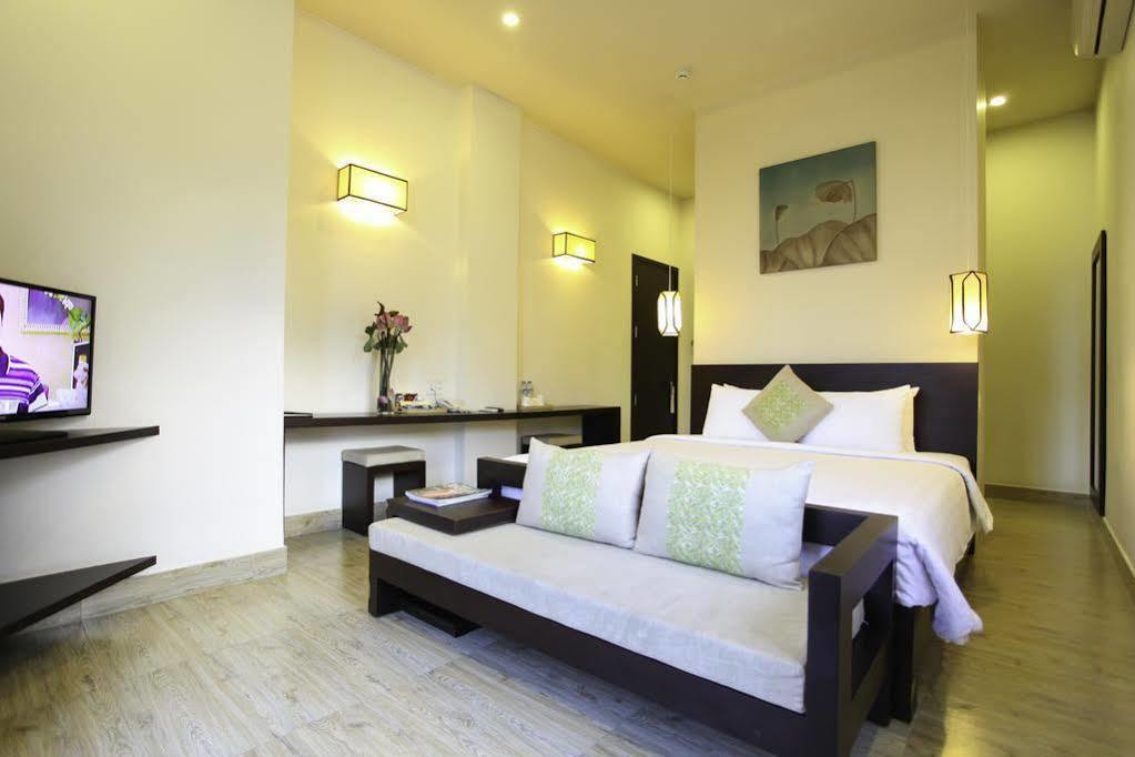 Vaia Hoi An Boutique Hotel ภายนอก รูปภาพ